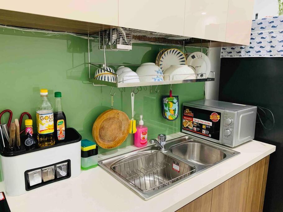 Apartment Q7 Riverside 2 Bed W River-view, Netflix & Pool *